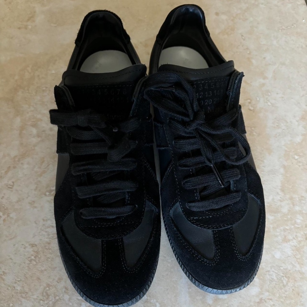Maison Margiela Triple Black Gats